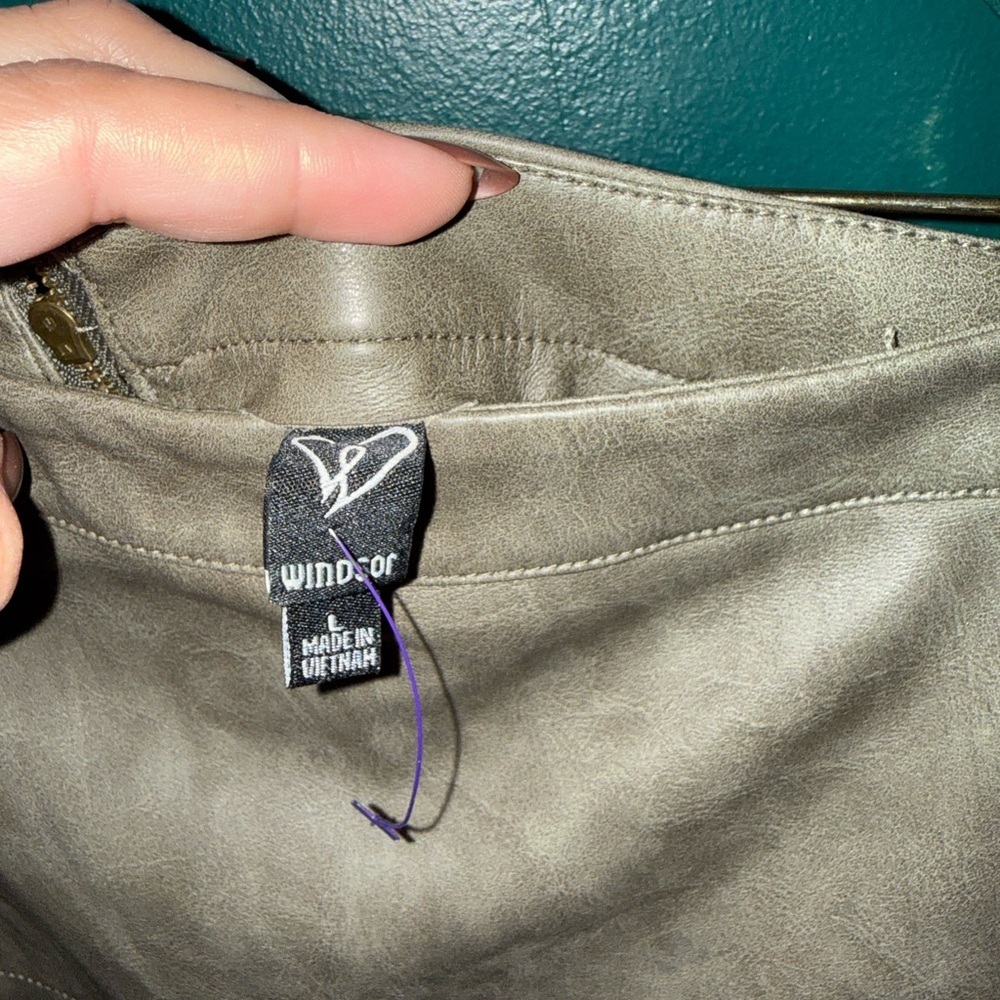 Windsor Tan Mini Skirt - Picture 3 of 3